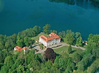 Seeschloss Schorssow ****- das top 4 Sterne Schlosshotel in Mecklenburg-Vorpommern für Ihren entspannten Urlaub, Ihre Tagung & Ihre Traumhochzeit