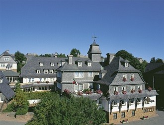 Berghotel Astenkrone ****s-Ihr persönlich geführtes top 4 Sterne S Hotel in Winterberg im Sauerland für Erholung und Entspannung  pur