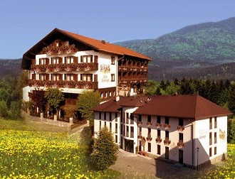 Hotel Hochriegel **** in Klingenbrunn - Ihr 4 Sterne Privathotel im Bayerischen Wald für Wellness und Entspannung pur in Bayern